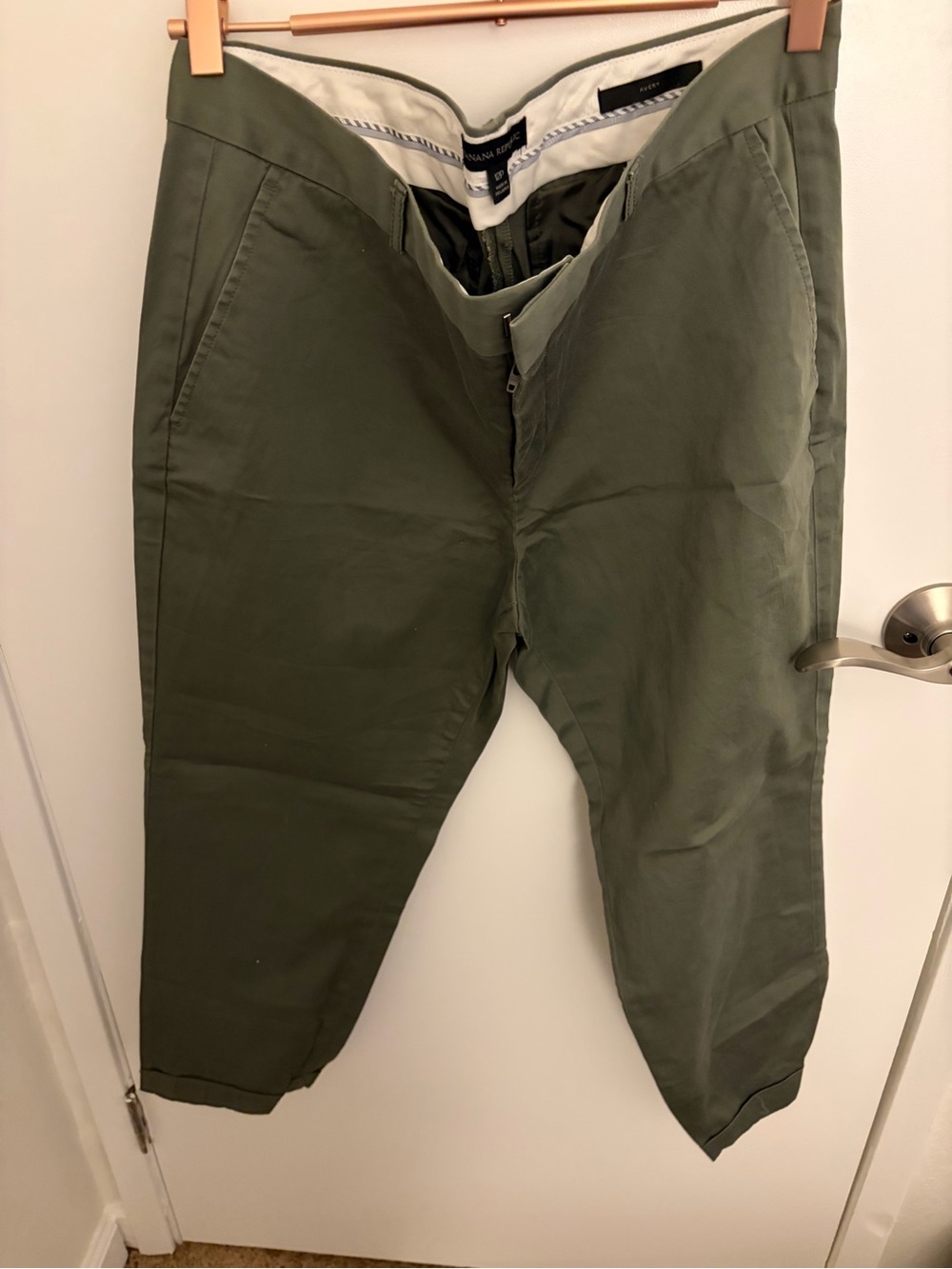 Banana Republic Women’s Olive Chino Pants